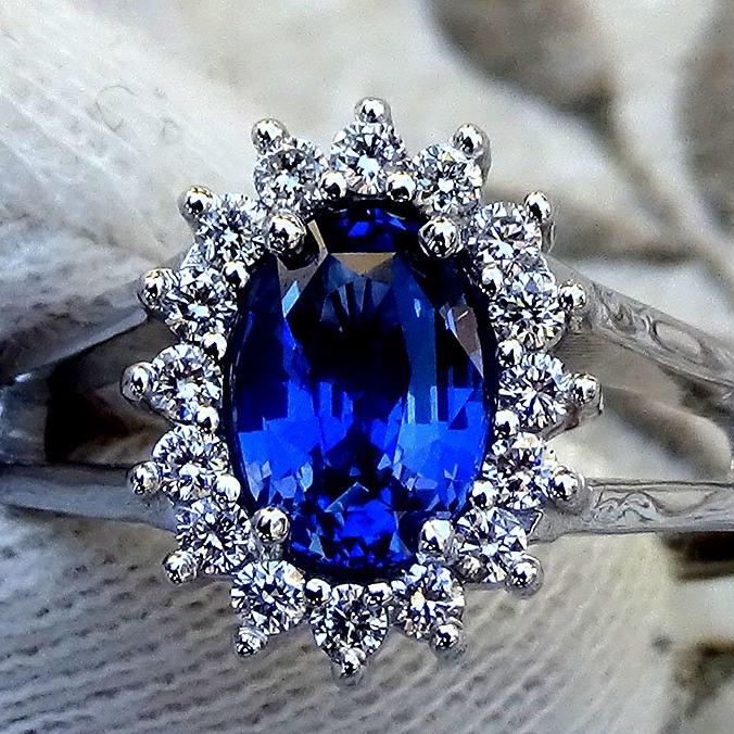 natural blue sapphire diamond 18kt gold ring - Shilat