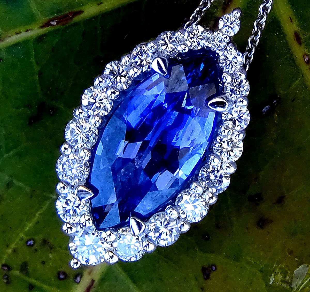 marquee cut sapphire and diamond pendant - Shilat