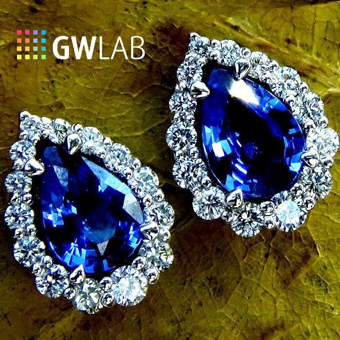 blue sapphire and accent diamonds stud earrings - Shilat