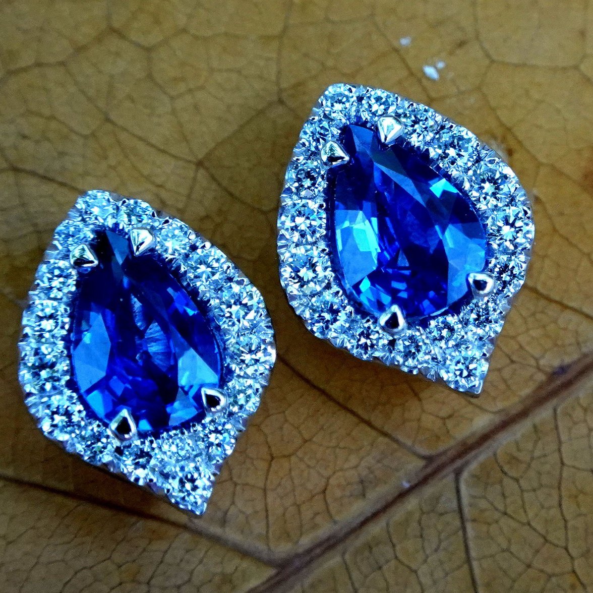 blue sapphire and diamonds stud earrings - Shilat