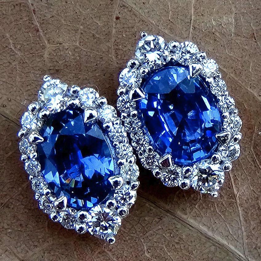 blue sapphire and diamonds stud earrings - Shilat