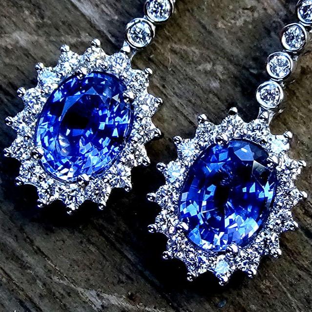 blue Ceylon sapphire diamond earrings 18k - Shilat