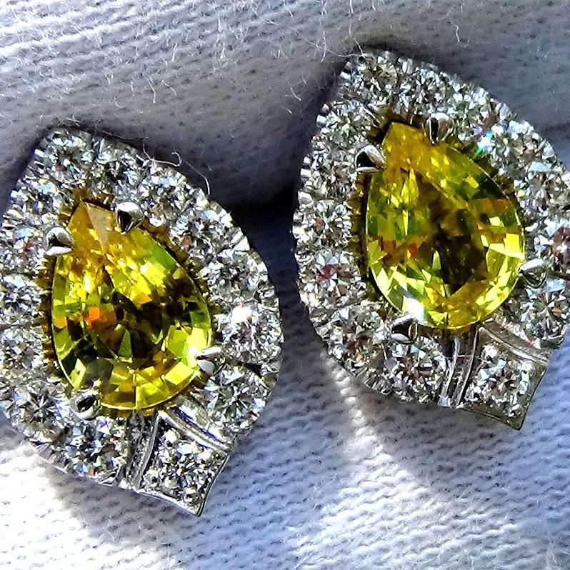 Canary Yellow Sapphire and diamonds stud - Shilat