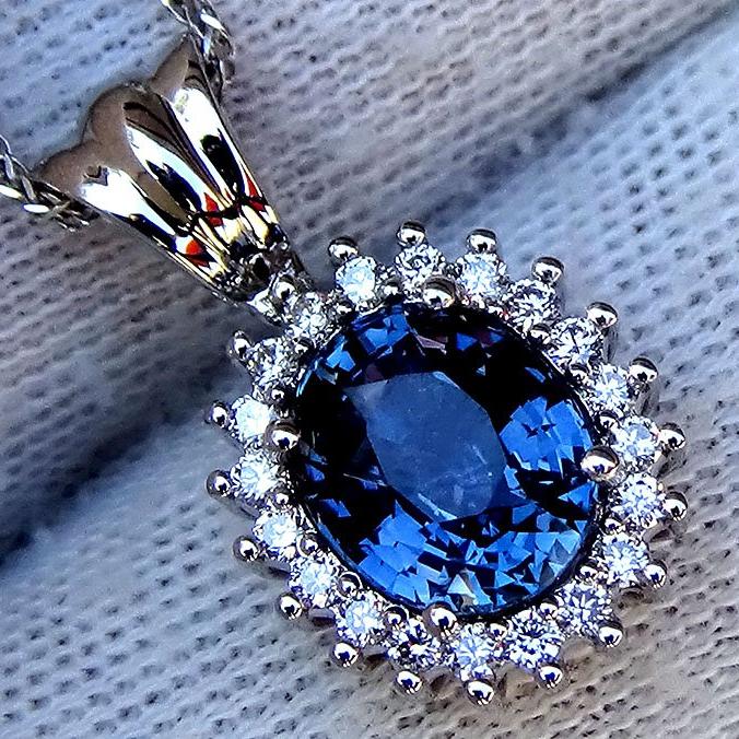 sapphire 18kt Necklace - Shilat