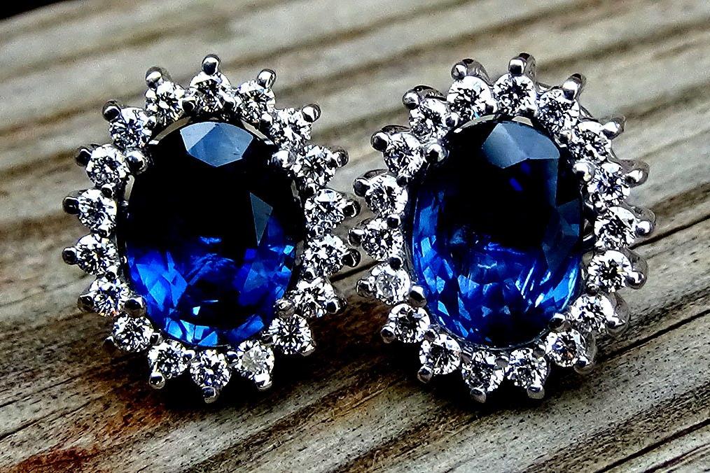 blue sapphire diamond stud earrings - Shilat