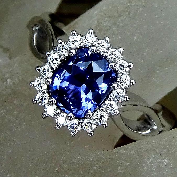 blue sapphire diamond 18kt ring - Shilat