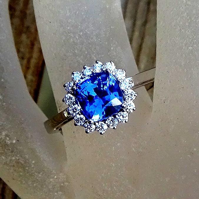 sapphire diamond 18kt ring - Shilat