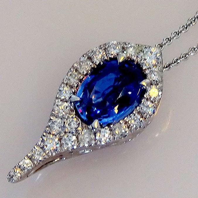 sapphire pendant 14k - Shilat