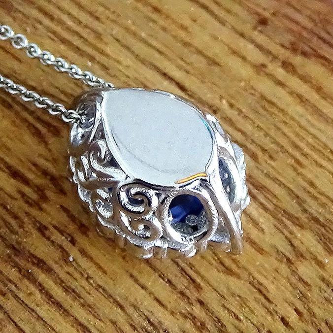 blue sapphire pendant - Shilat