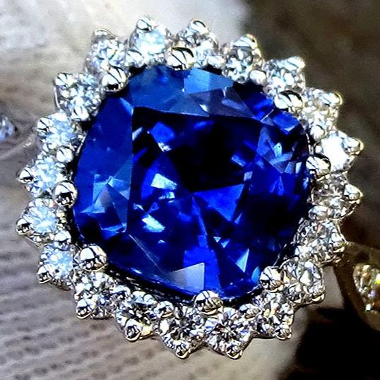 natural blue sapphire and diamond 18kt gold ring - Shilat