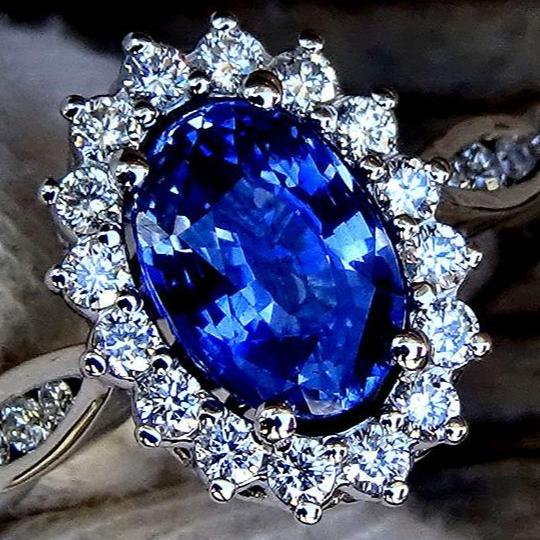 natural blue sapphire and diamond 18kt gold ring - Shilat