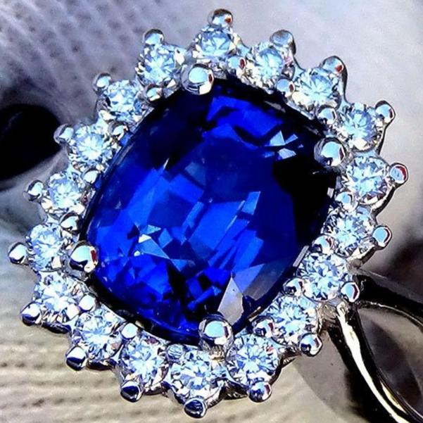 natural blue sapphire and diamond ring - Shilat