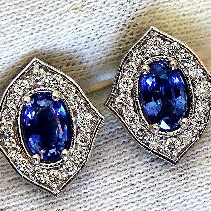 sapphire diamonds 14kt stud earrings - Shilat