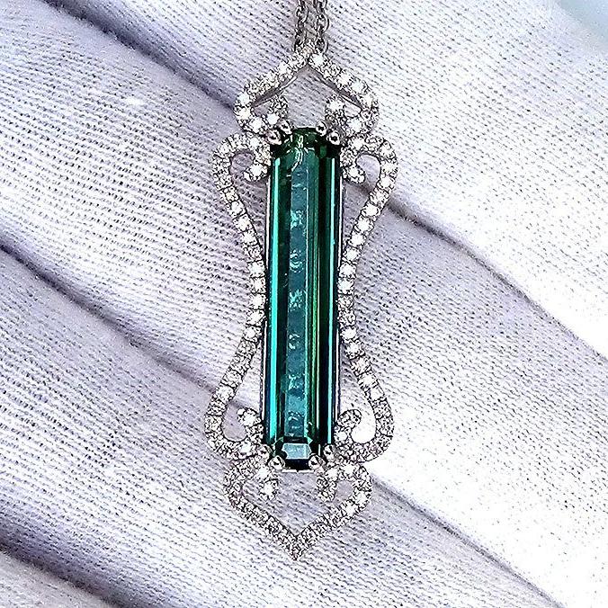 green tourmaline pendant - Shilat